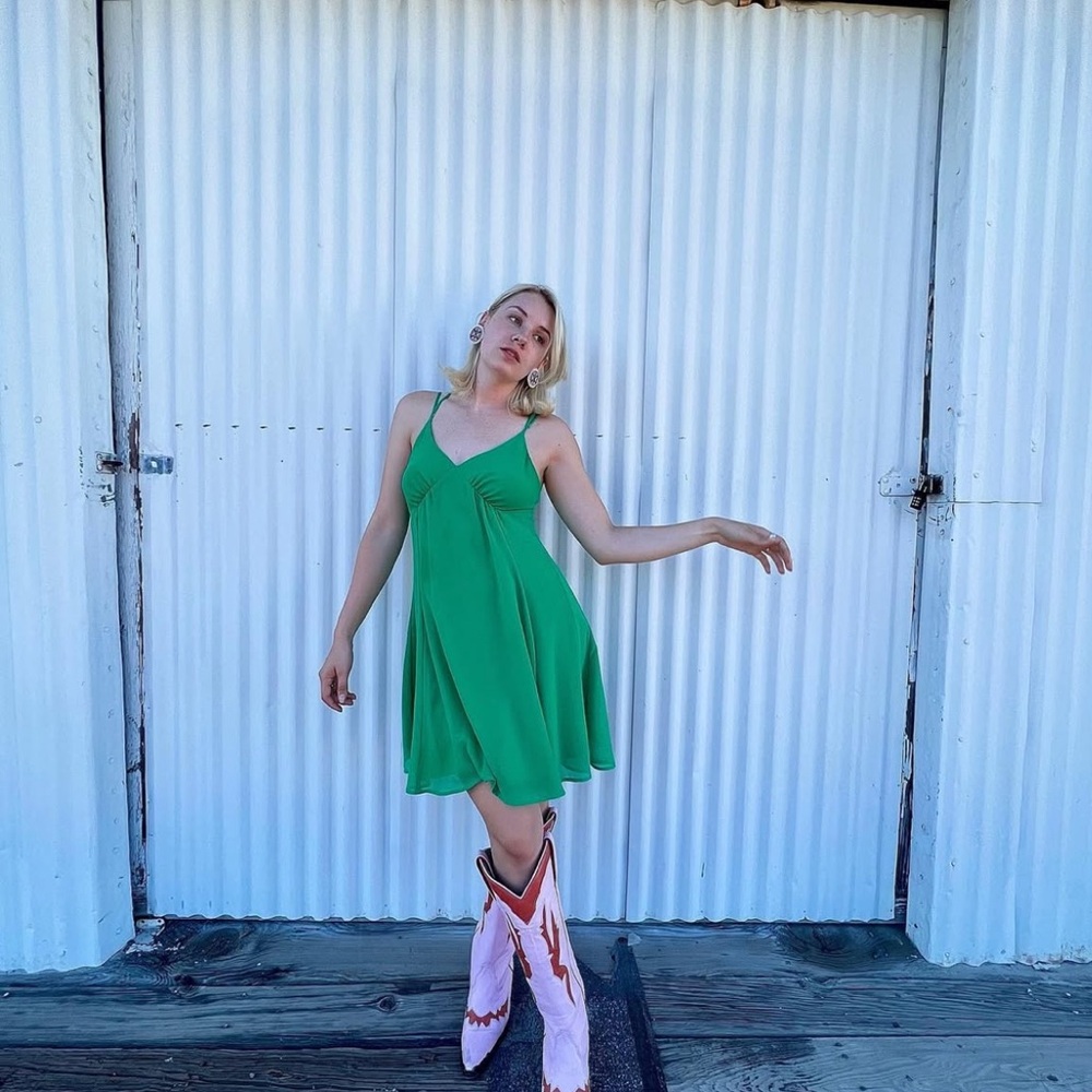 Green Sleeveless Dress